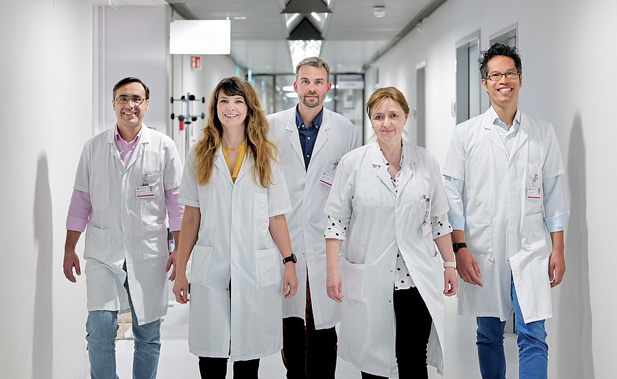 Image avec les médecins cheffes et chefs du Centre des cancers et des maladies du sang