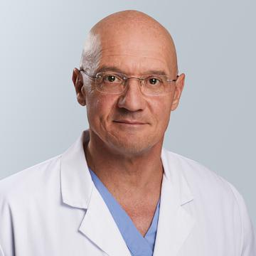 Dr Ettore Ciavatta médecin anesthésiste et spécialiste en médecine d'urgence à l'EHC